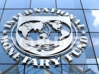 IMF dives into naira scarcity crisis, asks Nigeria govt, CBN to extend swap deadline.